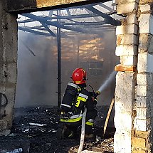 Galeria - Pożar opuszczonego budynku przy ulicy Byszewskiej , 5 września 2019 r./fot. Bydgoszcz998