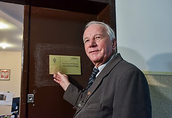 Jan Rulewski zamknął biuro senatorskie. Z polityką się nie żegna