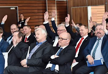 Kaczyński idzie na wojnę z samorządowcami. Będą protesty 