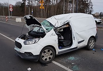 Wypadek przy skrzyżowaniu ulicy Grunwaldzkiej z Filtrową [ZDJĘCIA]