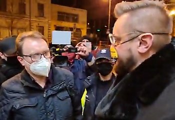 Policja i sanepid zakończyły spotkanie Strajku Przedsiębiorców w Bydgoszczy