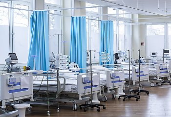 Szpital tymczasowy w Ciechocinku otwarty. „Potrzeby kadrowe są ogromne”