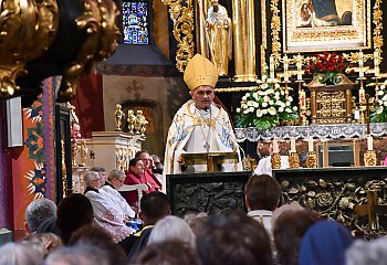 Biskup Krzysztof Włodarczyk oficjalnie objął diecezję bydgoską
