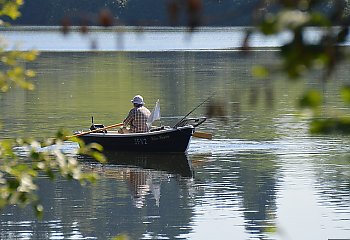 Jezioro Foluskie. Dramat podczas wyprawy na ryby. Utonął 66-letni bydgoszczanin 
