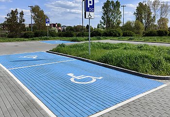 Parkowanie na miejscach dla osób niepełnosprawnych