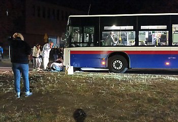 15-latka potrącona przez autobus miejski w Bydgoszczy. Do zdarzenia doszło na przejściu dla pieszych