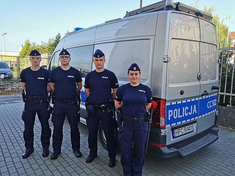 Praktyki młodych policjantów w Grudziądzu