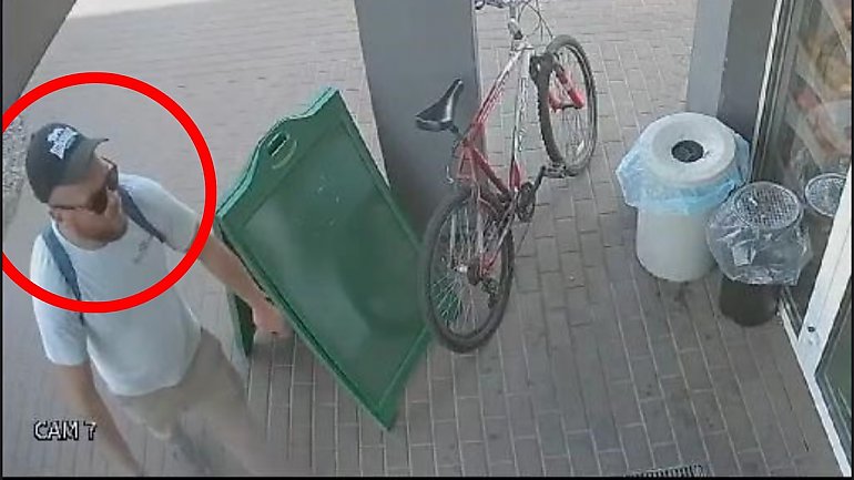 Poszukiwany w związku z kradzieżą roweru na ul. Fordońskiej. Rozpoznajesz tego mężczyznę? [WIDEO]