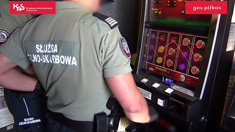 Kujawsko – pomorska KAS zlikwidowała kolejne nielegalne lokale z hazardem
