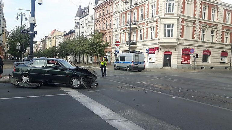 Zderzenie aut na Gdańskiej róg Mickiewicza [Z OSTATNIEJ CHWILI]