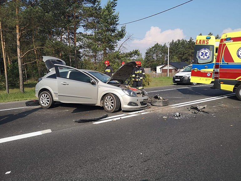 Wypadek między Stryszkiem a Brzozą. Pięć osób