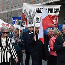 Galeria - Marsz portretów, wojewódzkie obchody ósmej rocznicy katastrofy smoleńskiej, 9 kwietnia 2018 r./fot. Anna Kopeć
