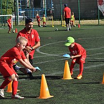 Galeria - Trening skrzatów i żaków bydgoskiej Akademii Młodych Orłów pod okiem UEFA, 5 czerwca 2018 r./fot. bw
