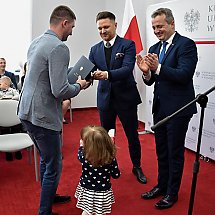 Galeria - Wręczenie aktów nadania obywatelstwa, KPUW, 12.02.2019/fot. Anna Kopeć