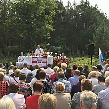 Galeria - Uroczystości ku czci błogosławionego Czesława Jóźwiaka w nieistniejącej wsi Łażyn, w której się urodził