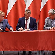 Galeria - Podpisanie umów na dofinansowanie transportu publicznego, 27 sierpnia 2018 r./fot. Anna Kopeć