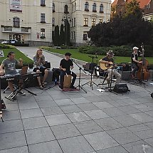 Galeria - Polski Dzień Bluesa na Starym Rynku. /fot. Jacek Kargól