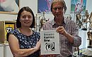 „Siła barw i kamieni. Moc sztuki” – spotkanie z Aleksandrem Dętkosiem i Iwoną Adamczewską w Salonie Hoffman
