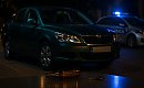 Pijany recydywista zasnął za kółkiem w centrum miasta. Sąd odebrał mu auto i zakazał jazdy do końca życia!