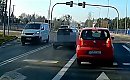 Mini Cooper zagrał va banque na skrzyżowaniu w Osielsku. Szybki manewr – szybki mandat!