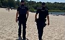 Policja ruszyła na dzikie plaże! Kontrole kąpielisk i ostrzeżenie: „Lekkomyślność zabija”