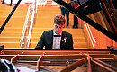 Chopin w sierpniowej odsłonie. Bartosz Skłodowski zagra w Szafarni
