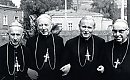 [MIĘDZY WIERSZAMI] Jak Kościół ograł PRL? Książka prof. Rafała Łatki pokazuje kulisy wielkiej gry Episkopatu z komunistami