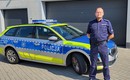 Funkcjonariusz stał się bohaterem: udało mu się przyjąć poród w trasie!