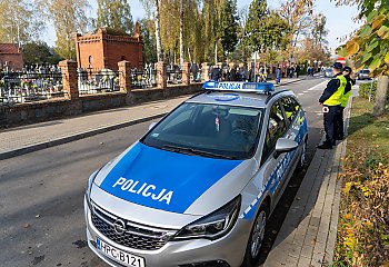 Wszystkich Świętych na drogach regionu. Zginęła jedna osoba