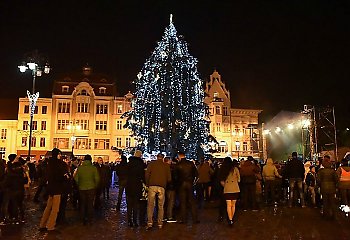 Sylwester na rynku w klimacie lat 20. i 30. I z grupą Pectus