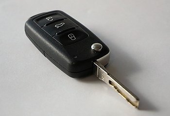 Trzy tysiące podrabianych kluczyków do aut przejęła bydgoska policja