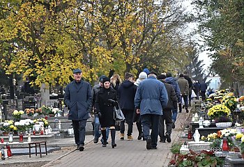 Wszystkich Świętych na cmentarzu św. Wincentego à Paulo [ZDJĘCIA]