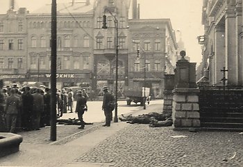 Adolf Hitler: nakazuję rozprawić się z Polakami w Bydgoszczy [KARTKA Z KALENDARZA]