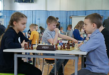 Młodzi szachiści rywalizowali w Barcinie. Za nami ósmy turniej [ZDJĘCIA]