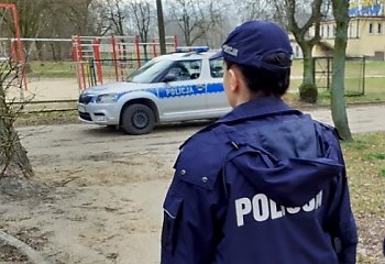 Rodzeństwo wyszło z domu, poszukiwała ich policja