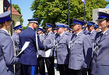 Święto Policji. Uroczysty apel na Rynku w Fordonie [ZDJĘCIA]