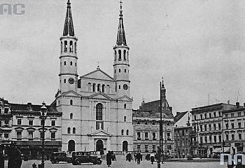 Kościół na Starym Rynku powinien zostać odbudowany  [KOMENTARZ]