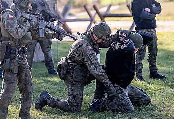 Zaatakowano obiekt wojskowy. Atak odparli żołnierze WOT