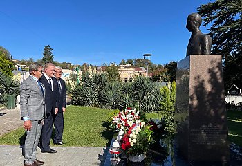 W Gruzji odsłonięto pomnik prezydenta Władysława Raczkiewicza 