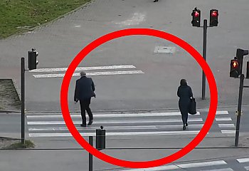 Rondo Toruńskie pod okiem policyjnego drona. Obserwowano zachowanie kierowców i pieszych [VIDEO] 