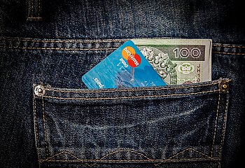 Kredyt gotówkowy dla obcokrajowca - jakie warunki musi spełnić? [REKLAMA]