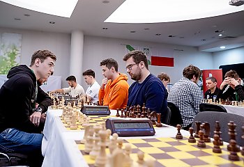 Szachiści zakończyli Akademickie Mistrzostwa Polski. Radość w Warszawie, Toruniu i Opolu