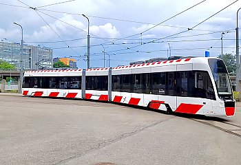 Pierwszy tramwaj PESY dla Tallina jest już w stolicy Estonii [FOTO]