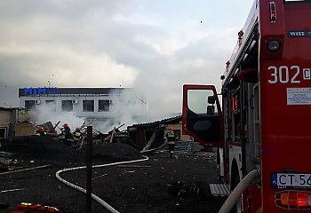 Wybuch budynku przy ul. Łowickiej [PODUSMOWANIE, FOTOGRAFIE]