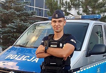 Matka wyrzuciła ją z domu. Siedmiolatce pomógł policjant