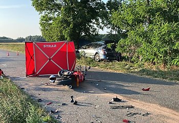 Zginął motocyklista, a dziecko trafiło do szpitala