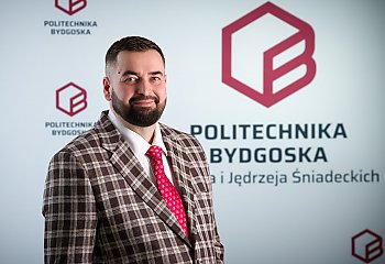 Minister docenia rektora bydgoskiej Politechniki 