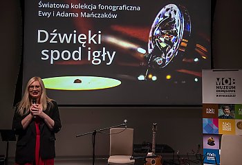 Magiczna wystawa w muzeum - do oglądania i do posłuchania [ZAPROSZENIE]