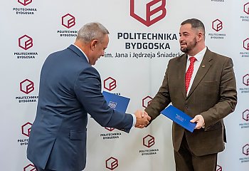 Prezydent Bydgoszczy oddał szpital Politechnice Bydgoskiej. Mamy medycynę z prawdziwego zdarzenia