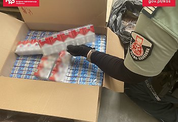 Bydgoszczanin z magazynem tytoniowej kontrabandy. KAS przejmuje tysiące nielegalnych papierosów